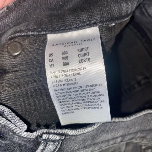 AE Strigid High-Waisted Stovepipe Jean in black. Sz 000 (23W) short - Picture 7 of 10